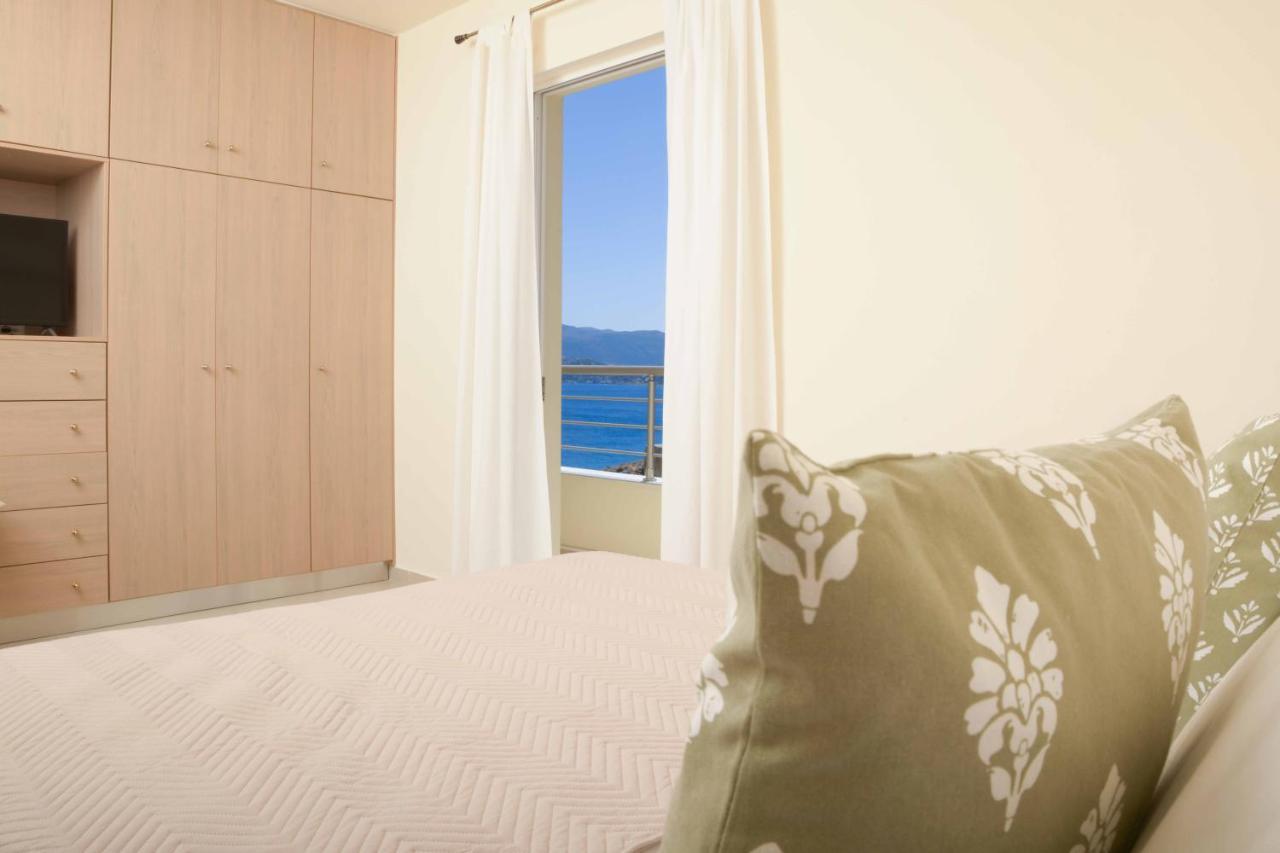 Oikies Luxury Apartments With Private Free Parking Area Agios Nikolaos Exterior foto